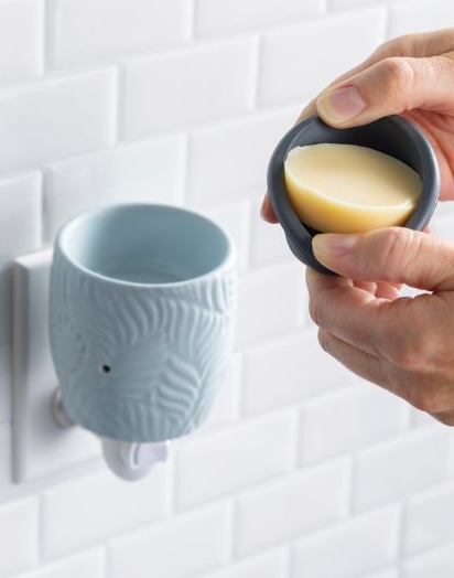 Deco Pluggable Wax Melter